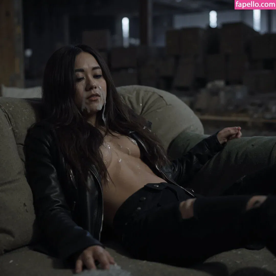 Karen Fukuhara / Kimiko / karenfukuhara Onlyfans Photo Gallery 