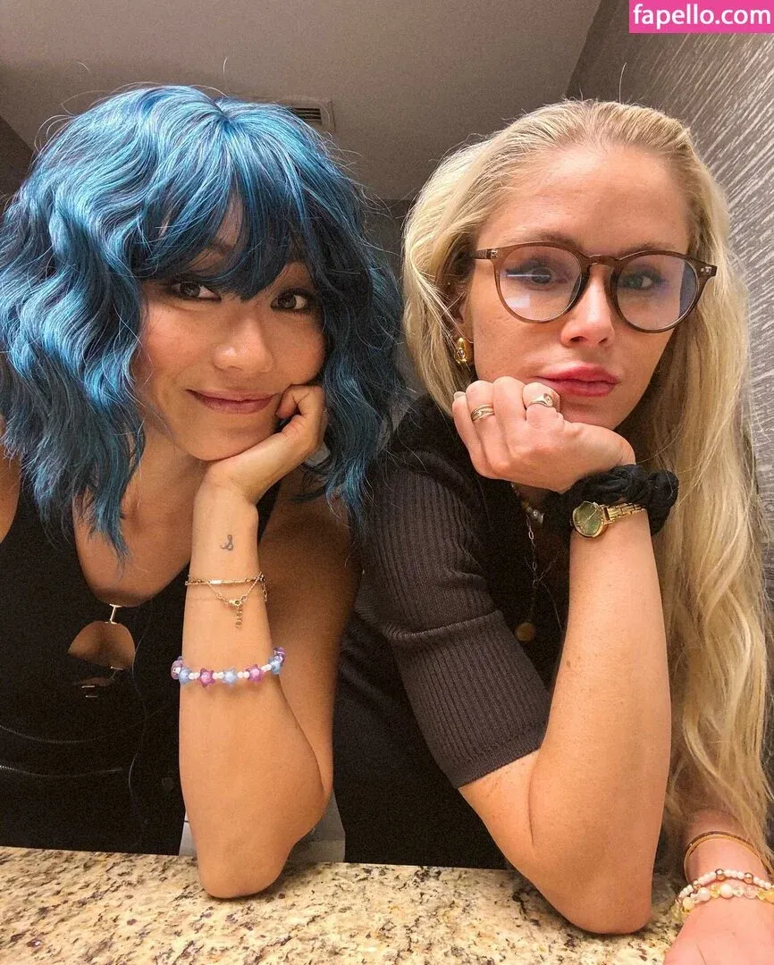 Karen Fukuhara / Kimiko / karenfukuhara Onlyfans Photo Gallery 