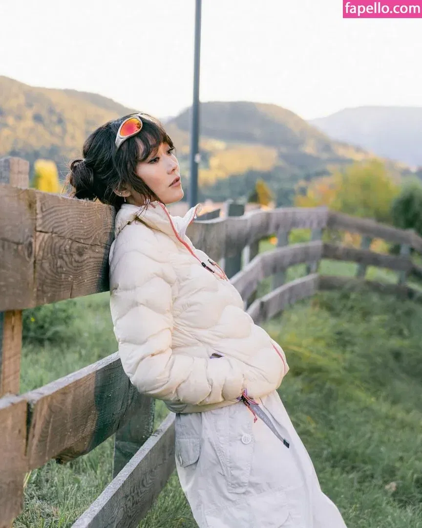 Karen Fukuhara / Kimiko / karenfukuhara Onlyfans Photo Gallery 