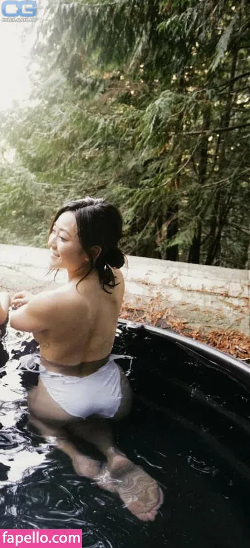 Karen Fukuhara / Kimiko / karenfukuhara Onlyfans Photo Gallery 