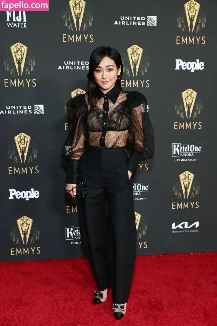 Karen Fukuhara / Kimiko / karenfukuhara Onlyfans Photo Gallery 