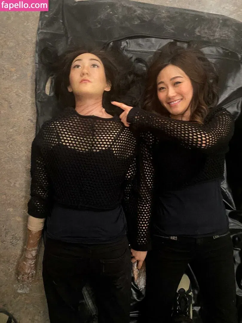 Karen Fukuhara / Kimiko / karenfukuhara Onlyfans Photo Gallery 