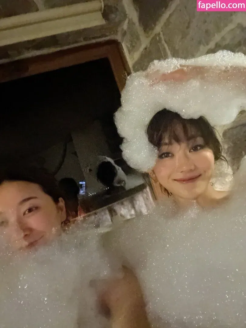 Karen Fukuhara / Kimiko / karenfukuhara Onlyfans Photo Gallery 