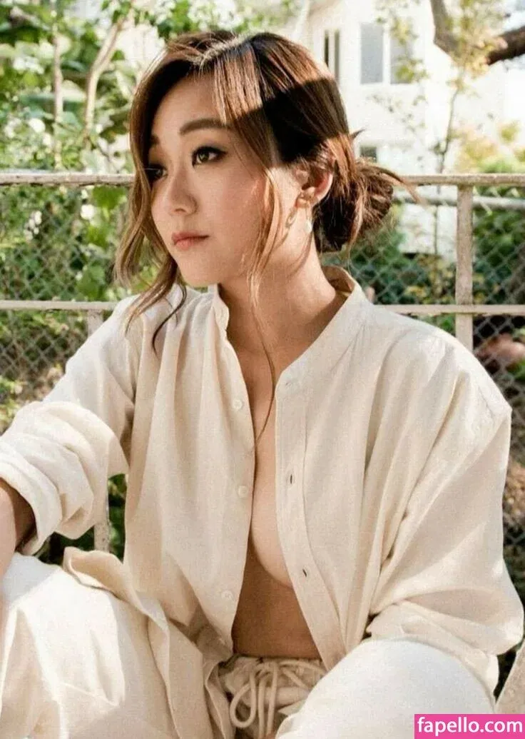 Karen Fukuhara / Kimiko / karenfukuhara Onlyfans Photo Gallery 