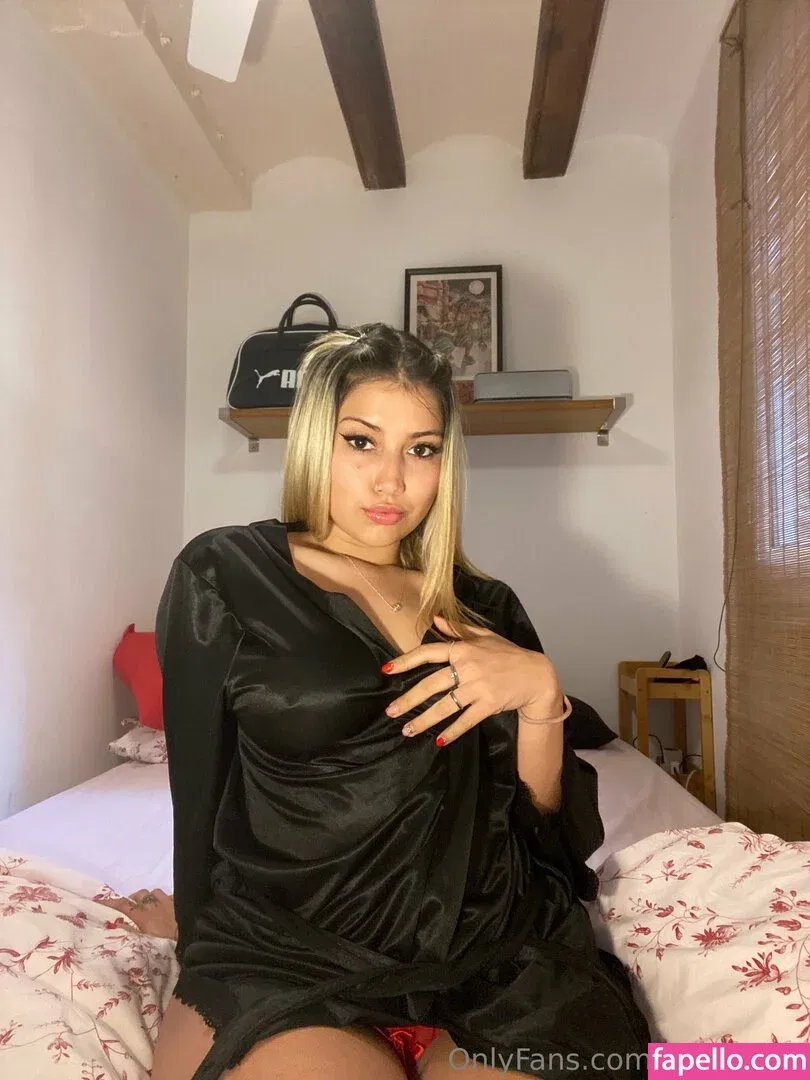 Skyelopez / itz_skyee / skyelopezx Onlyfans Photo Gallery 