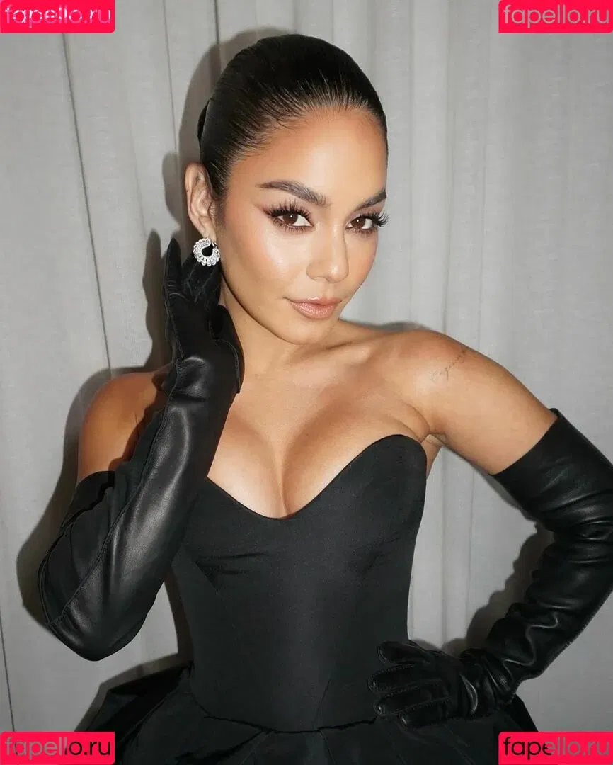 Vanessa Hudgens / VanessaHudgens Onlyfans Photo Gallery 