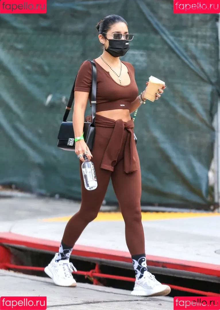 Vanessa Hudgens / VanessaHudgens Onlyfans Photo Gallery 