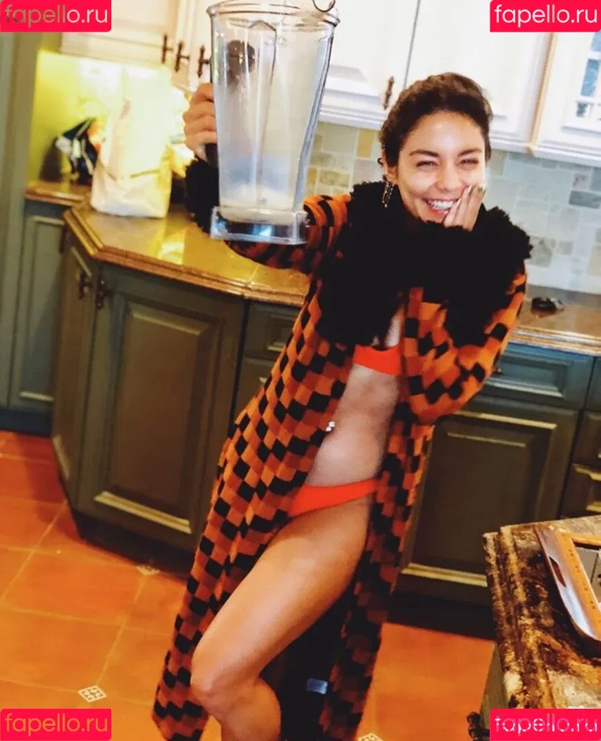 Vanessa Hudgens / VanessaHudgens Onlyfans Photo Gallery 