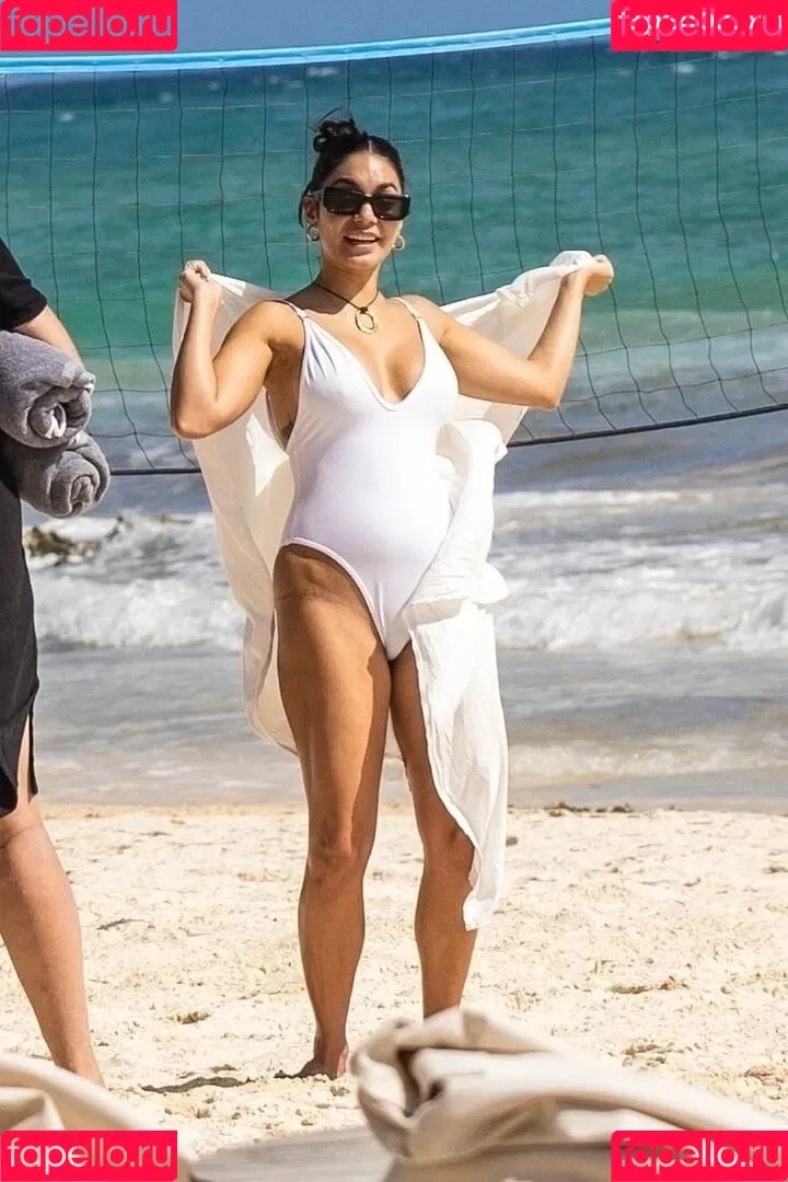 Vanessa Hudgens / VanessaHudgens Onlyfans Photo Gallery 