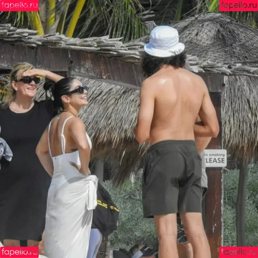 Vanessa Hudgens / VanessaHudgens Onlyfans Photo Gallery 