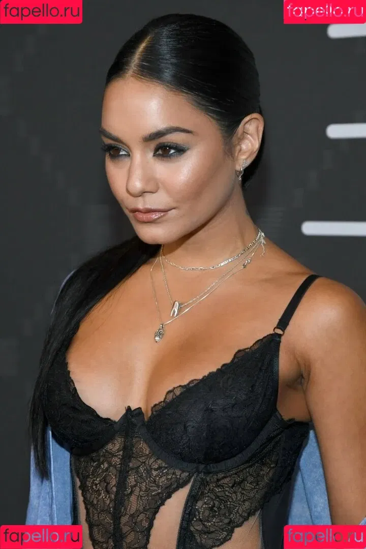 Vanessa Hudgens / VanessaHudgens Onlyfans Photo Gallery 