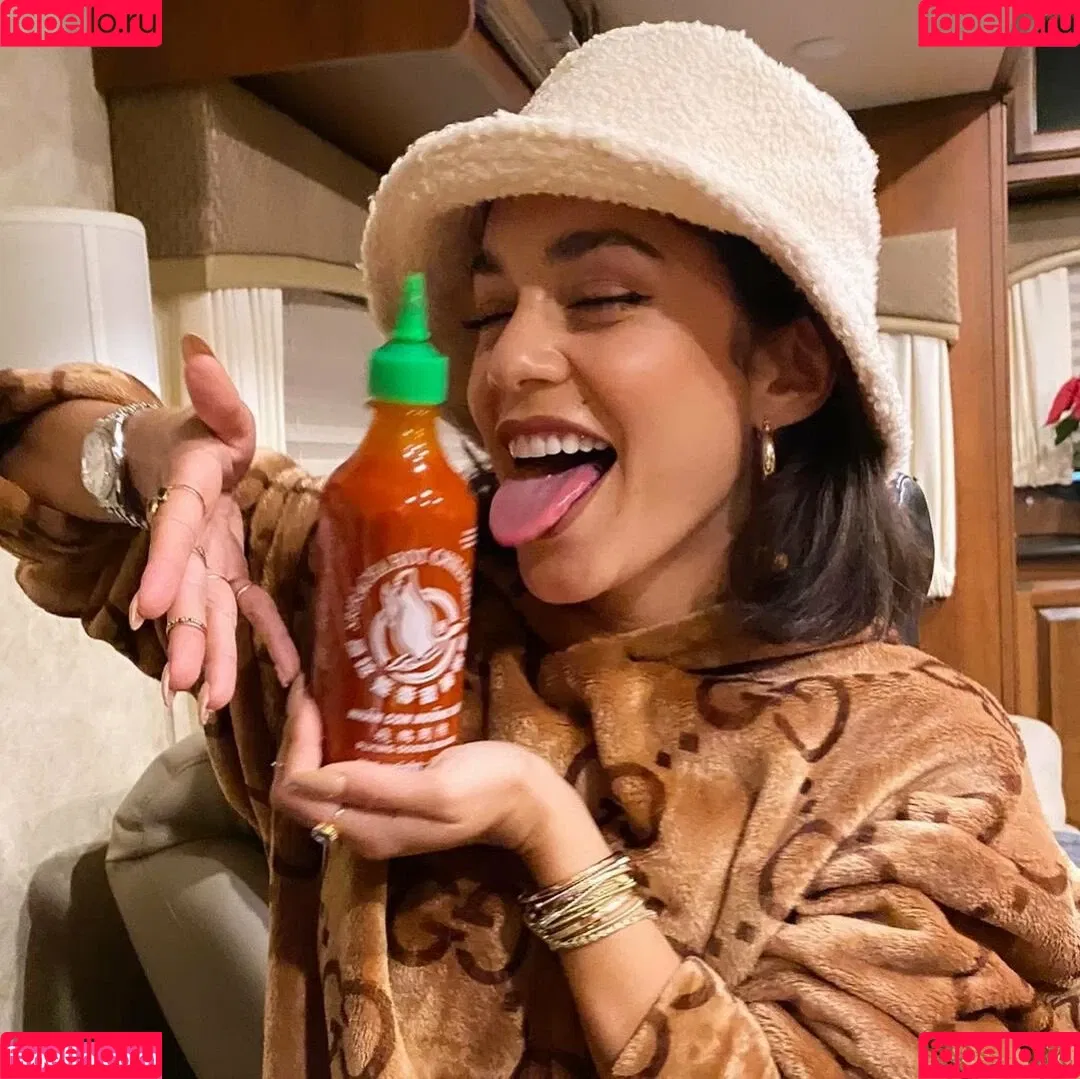 Vanessa Hudgens / VanessaHudgens Onlyfans Photo Gallery 