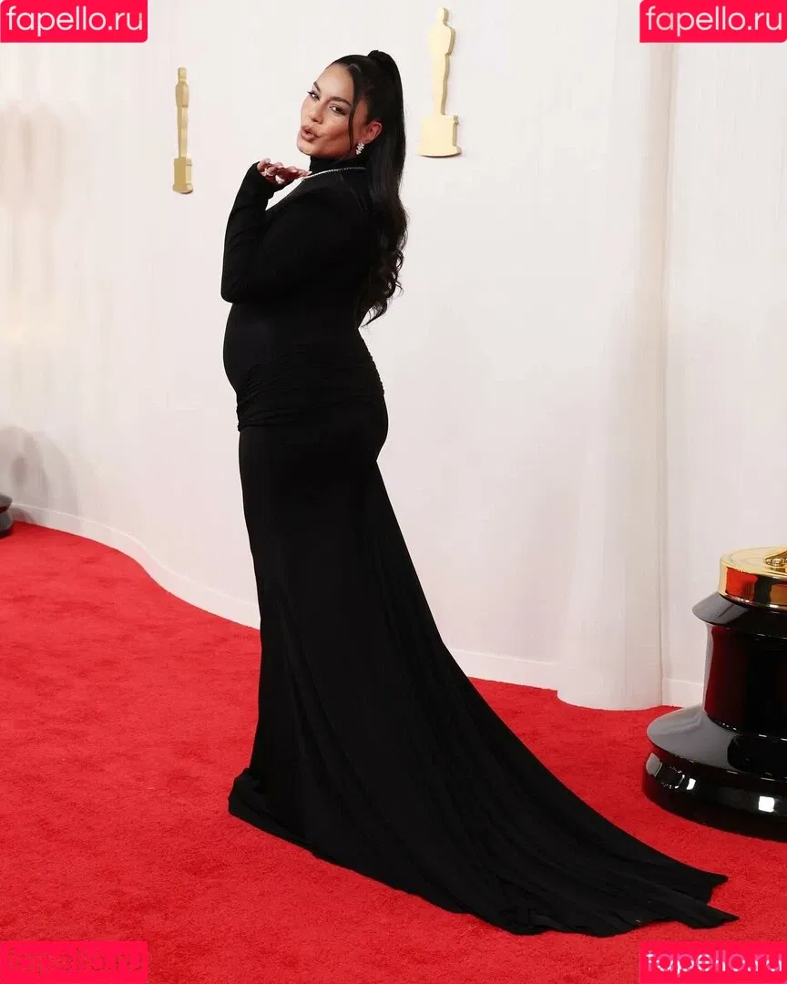 Vanessa Hudgens / VanessaHudgens Onlyfans Photo Gallery 