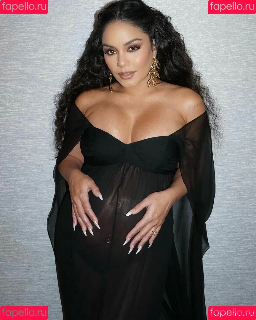 Vanessa Hudgens / VanessaHudgens Onlyfans Photo Gallery 