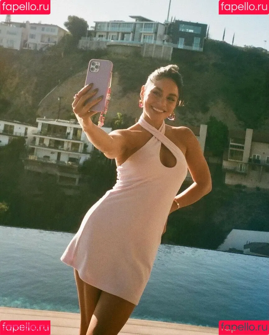 Vanessa Hudgens / VanessaHudgens Onlyfans Photo Gallery 