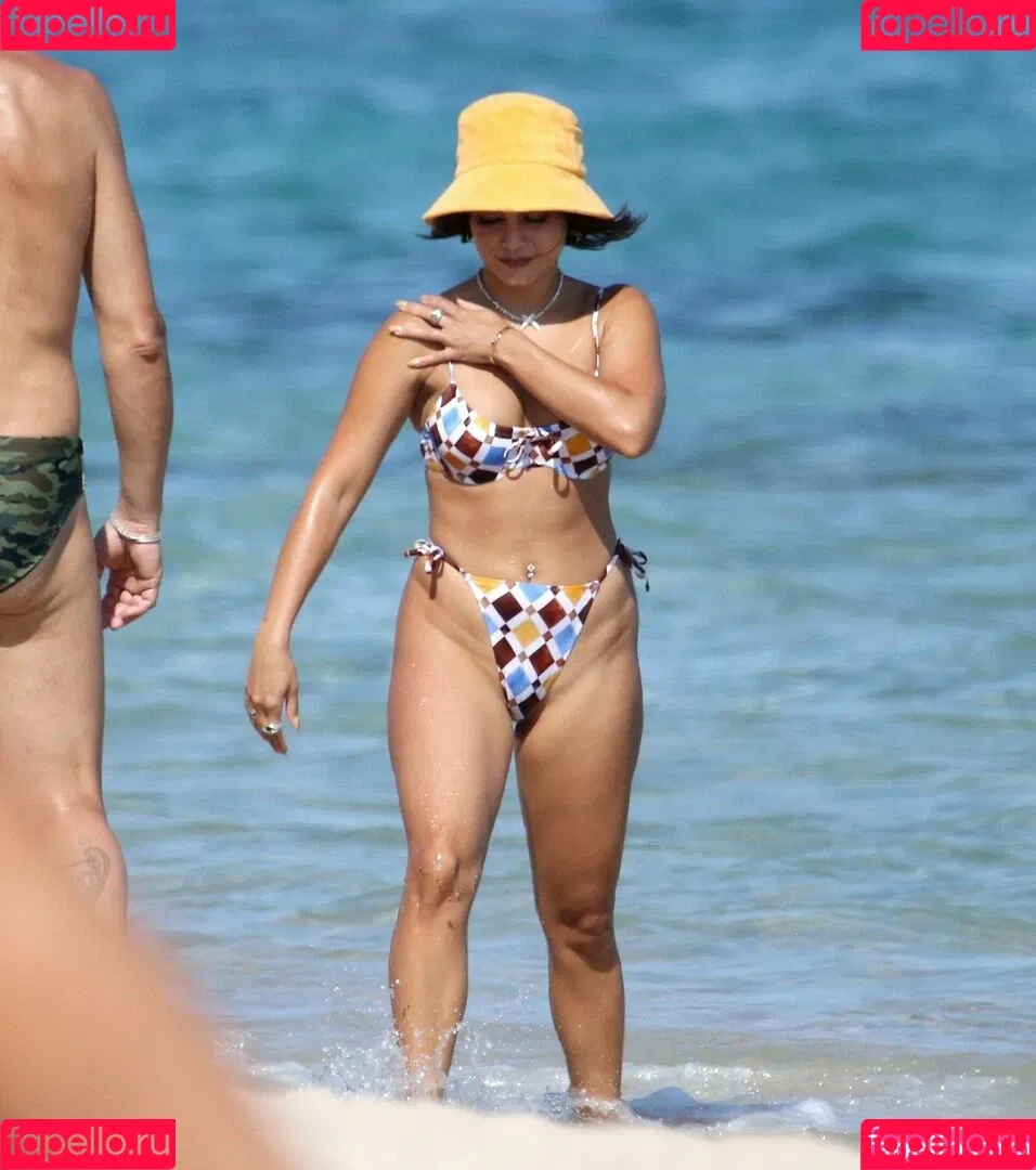 Vanessa Hudgens / VanessaHudgens Onlyfans Photo Gallery 
