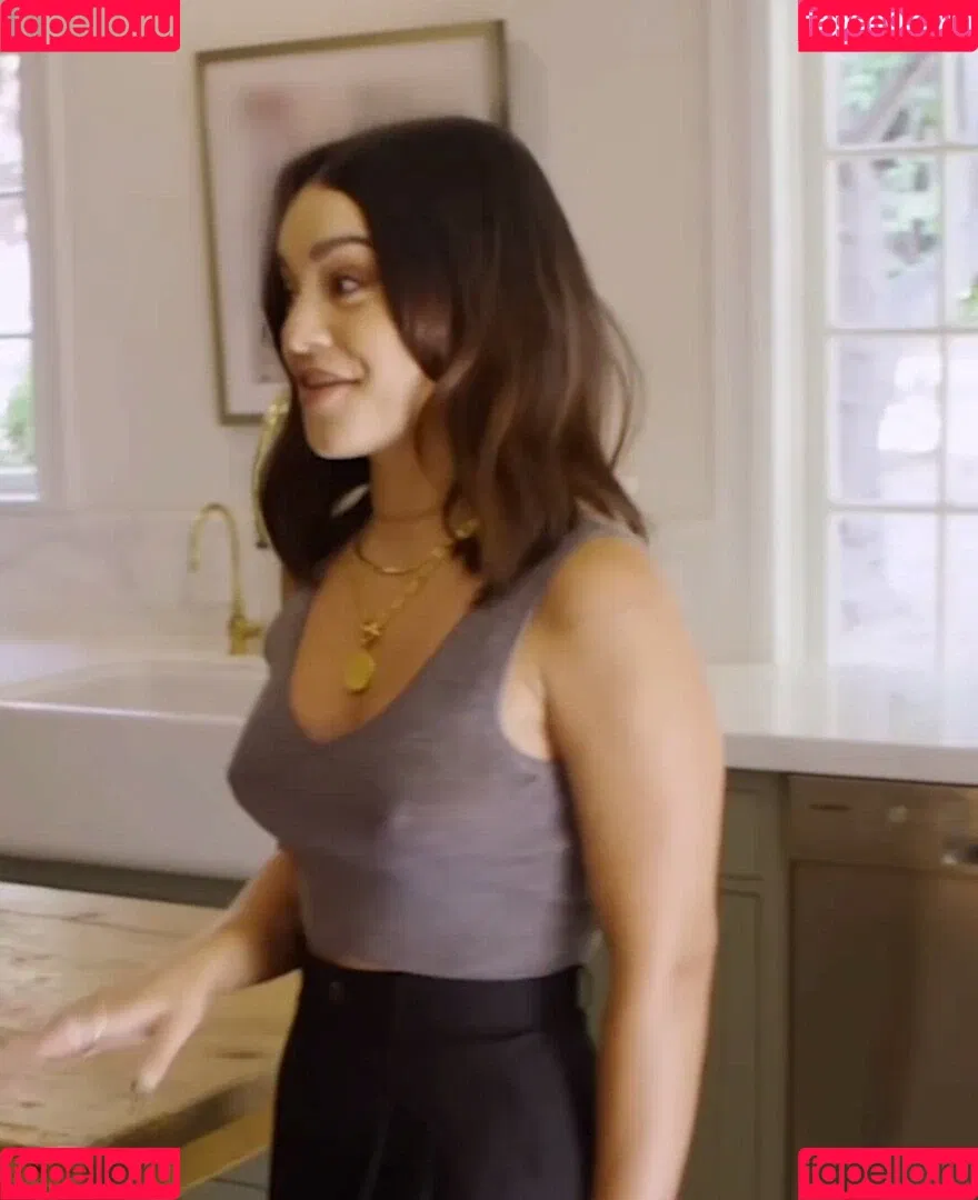 Vanessa Hudgens / VanessaHudgens Onlyfans Photo Gallery 
