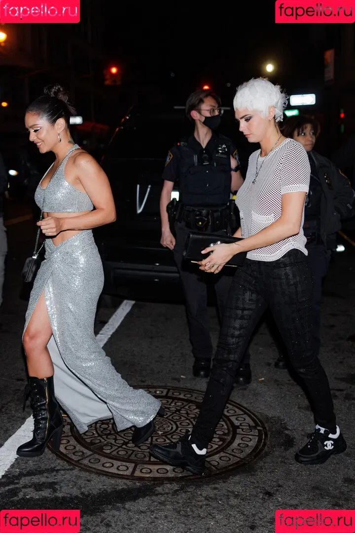 Vanessa Hudgens / VanessaHudgens Onlyfans Photo Gallery 