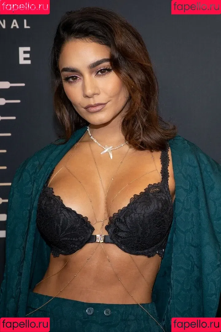 Vanessa Hudgens / VanessaHudgens Onlyfans Photo Gallery 
