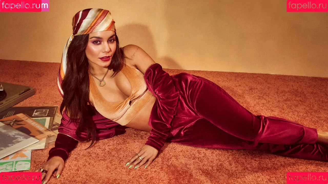 Vanessa Hudgens / VanessaHudgens Onlyfans Photo Gallery 