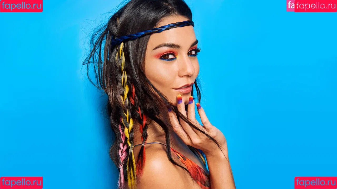 Vanessa Hudgens / VanessaHudgens Onlyfans Photo Gallery 