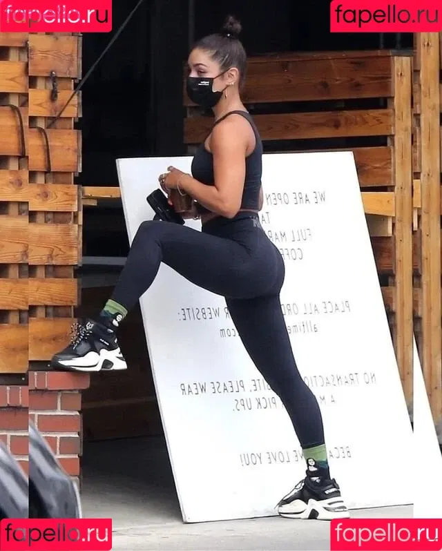 Vanessa Hudgens / VanessaHudgens Onlyfans Photo Gallery 
