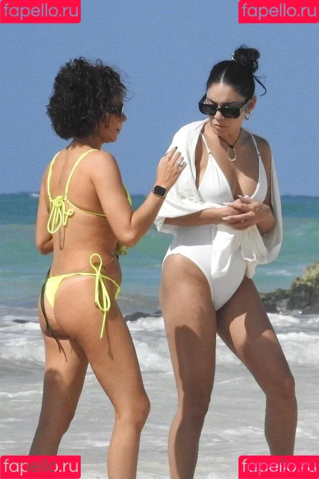 Vanessa Hudgens / VanessaHudgens Onlyfans Photo Gallery 