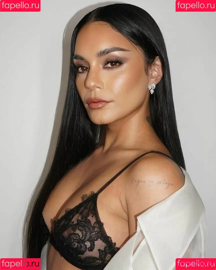 Vanessa Hudgens / VanessaHudgens Onlyfans Photo Gallery 