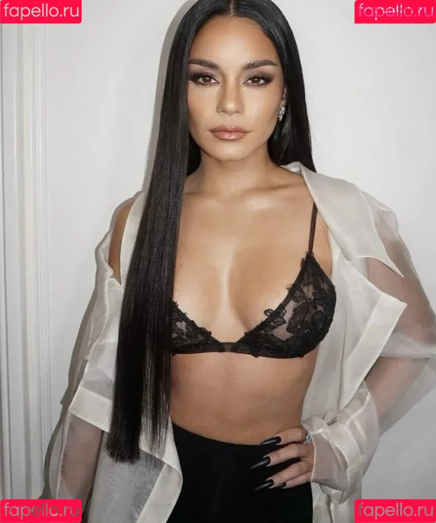 Vanessa Hudgens / VanessaHudgens Onlyfans Photo Gallery 