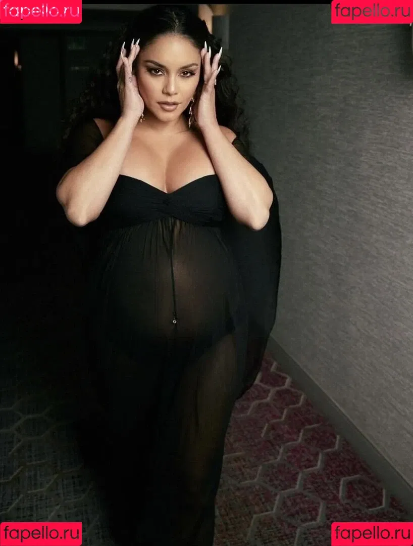 Vanessa Hudgens / VanessaHudgens Onlyfans Photo Gallery 