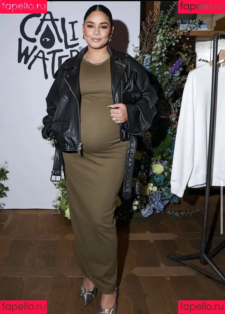 Vanessa Hudgens / VanessaHudgens Onlyfans Photo Gallery 