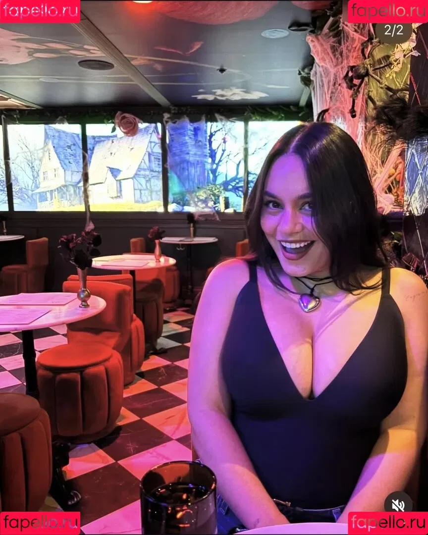 Vanessa Hudgens / VanessaHudgens Onlyfans Photo Gallery 