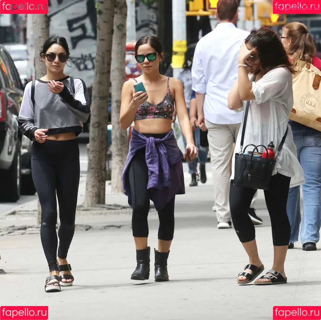 Vanessa Hudgens / VanessaHudgens Onlyfans Photo Gallery 