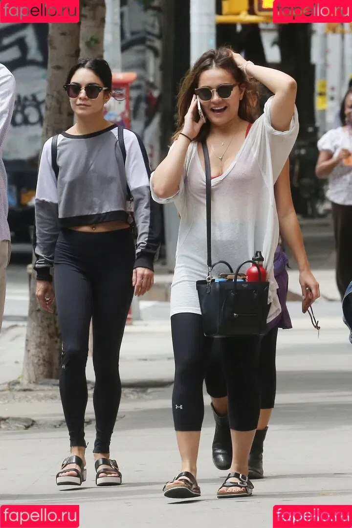Vanessa Hudgens / VanessaHudgens Onlyfans Photo Gallery 