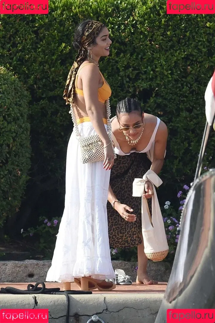 Vanessa Hudgens / VanessaHudgens Onlyfans Photo Gallery 