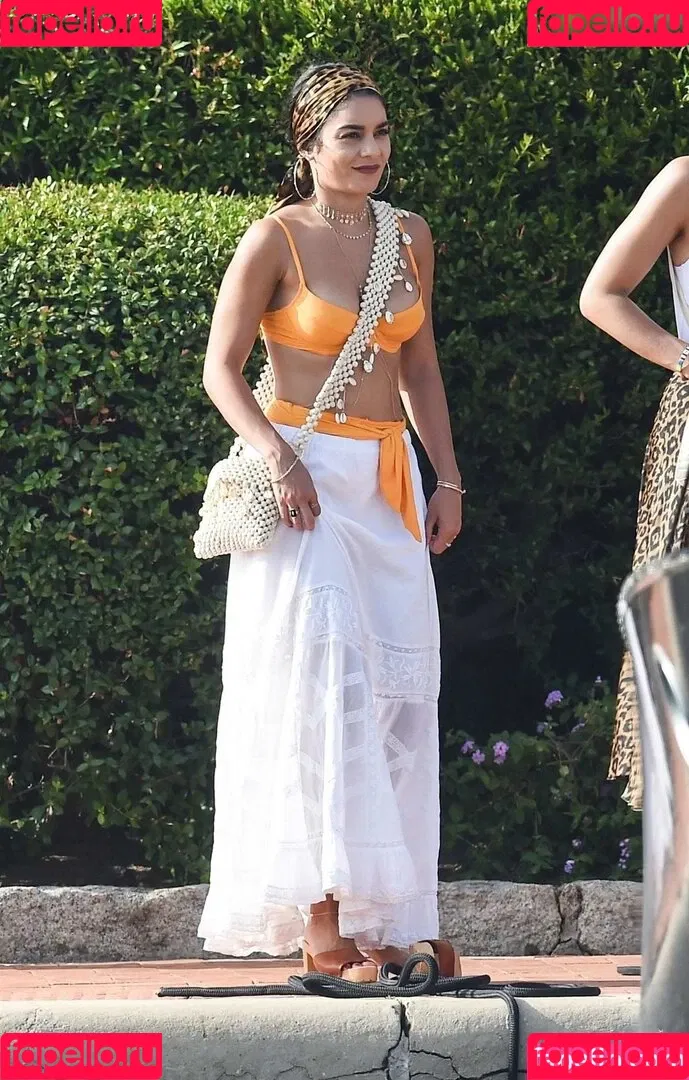 Vanessa Hudgens / VanessaHudgens Onlyfans Photo Gallery 