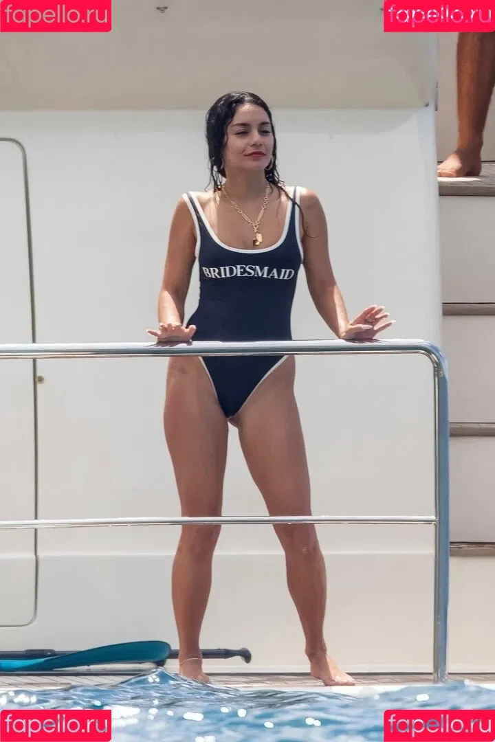 Vanessa Hudgens / VanessaHudgens Onlyfans Photo Gallery 