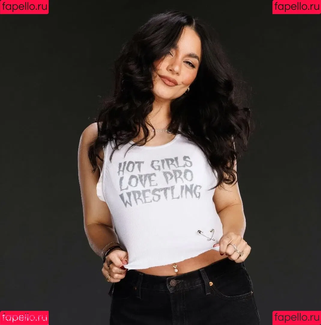 Vanessa Hudgens / VanessaHudgens Onlyfans Photo Gallery 