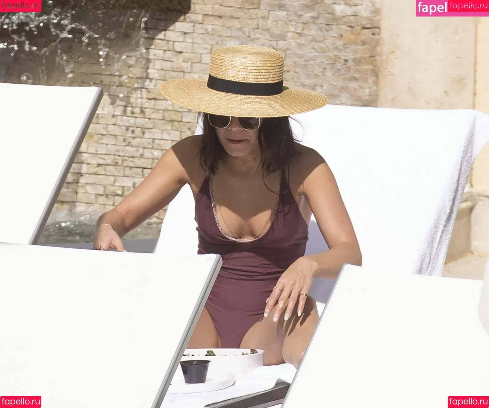 Vanessa Hudgens / VanessaHudgens Onlyfans Photo Gallery 