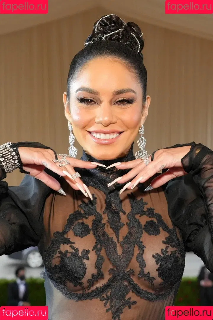 Vanessa Hudgens / VanessaHudgens Onlyfans Photo Gallery 