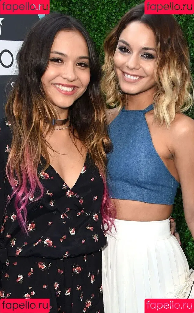 Vanessa Hudgens / VanessaHudgens Onlyfans Photo Gallery 