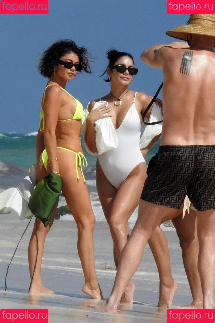 Vanessa Hudgens / VanessaHudgens Onlyfans Photo Gallery 