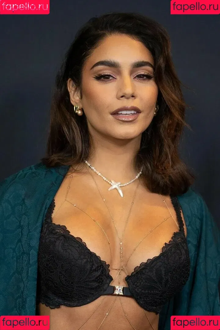 Vanessa Hudgens / VanessaHudgens Onlyfans Photo Gallery 