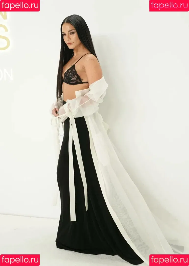 Vanessa Hudgens / VanessaHudgens Onlyfans Photo Gallery 