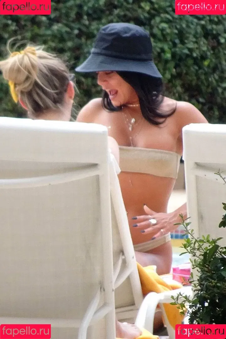 Vanessa Hudgens / VanessaHudgens Onlyfans Photo Gallery 