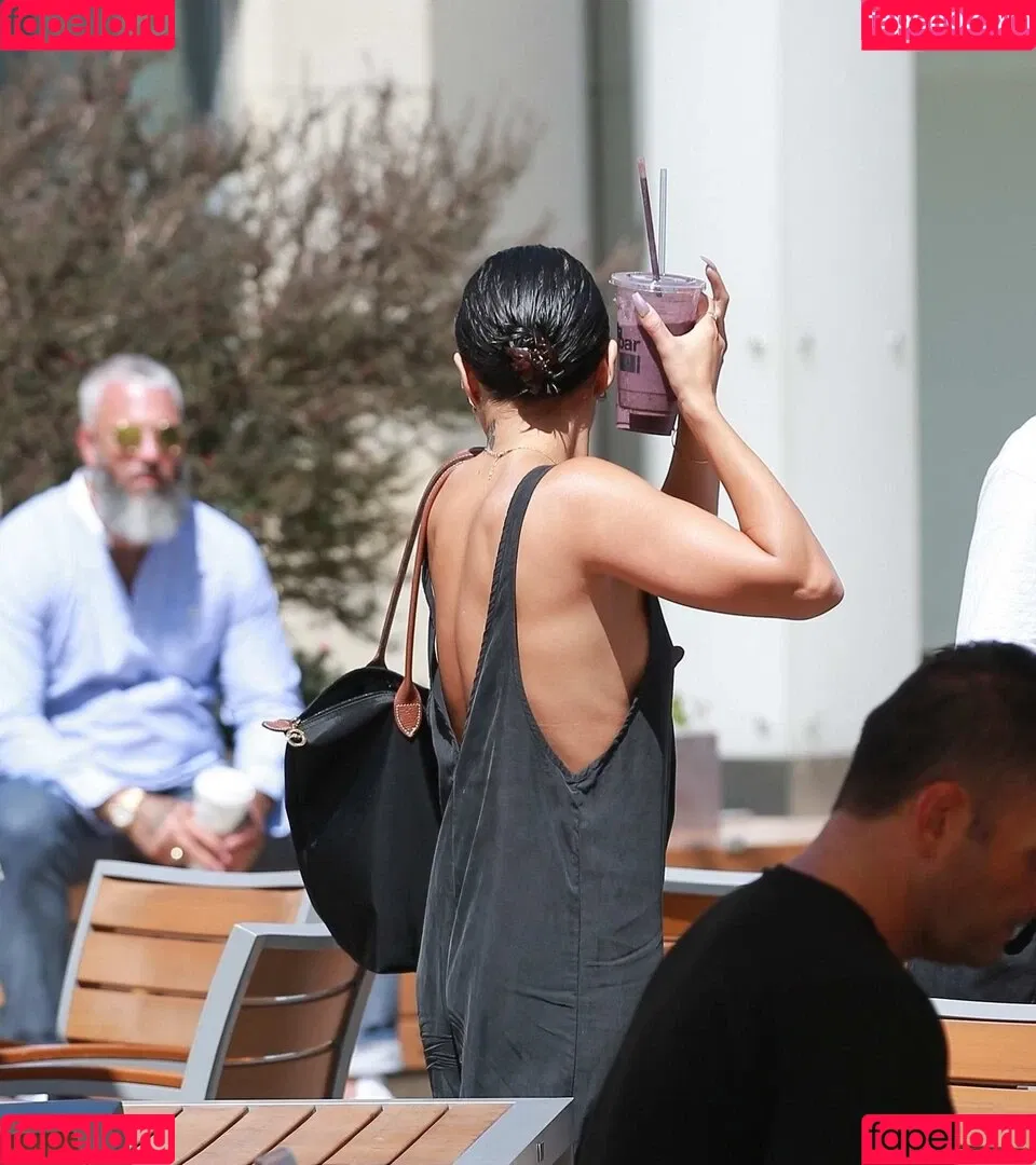 Vanessa Hudgens / VanessaHudgens Onlyfans Photo Gallery 