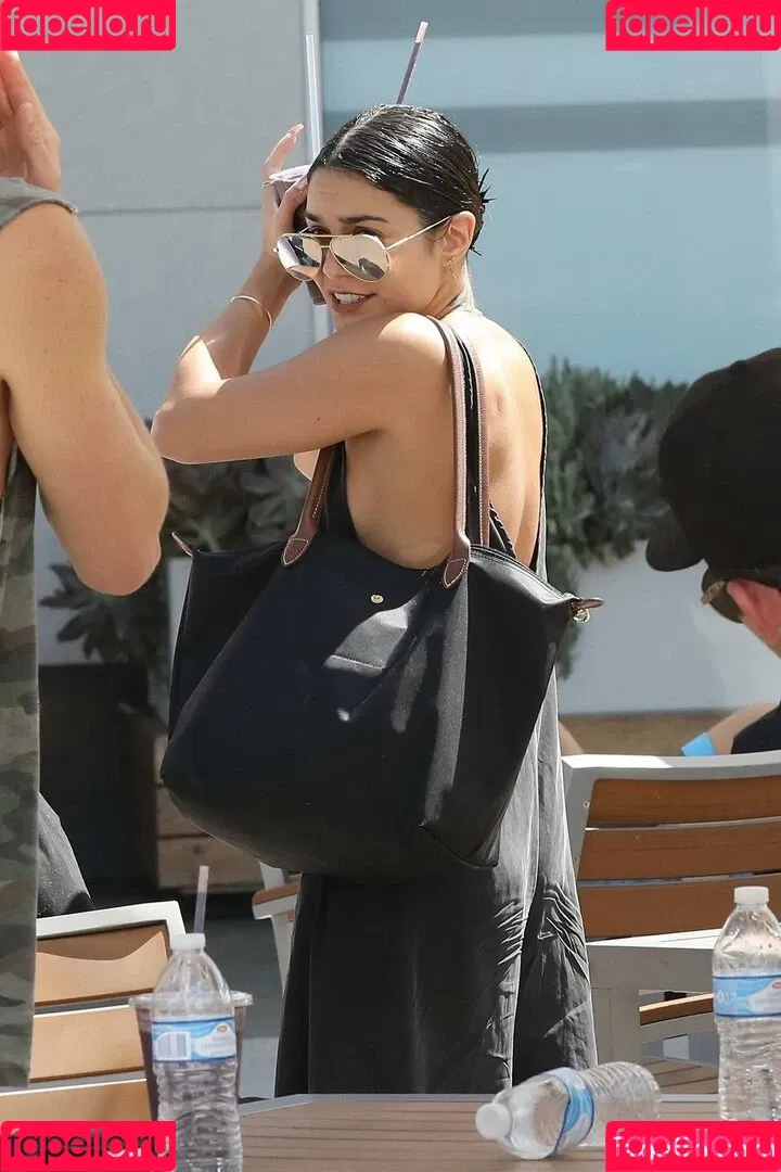 Vanessa Hudgens / VanessaHudgens Onlyfans Photo Gallery 