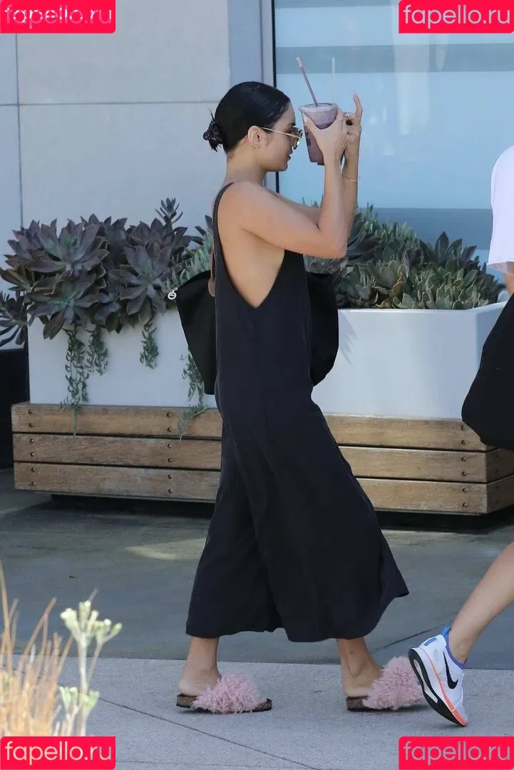 Vanessa Hudgens / VanessaHudgens Onlyfans Photo Gallery 