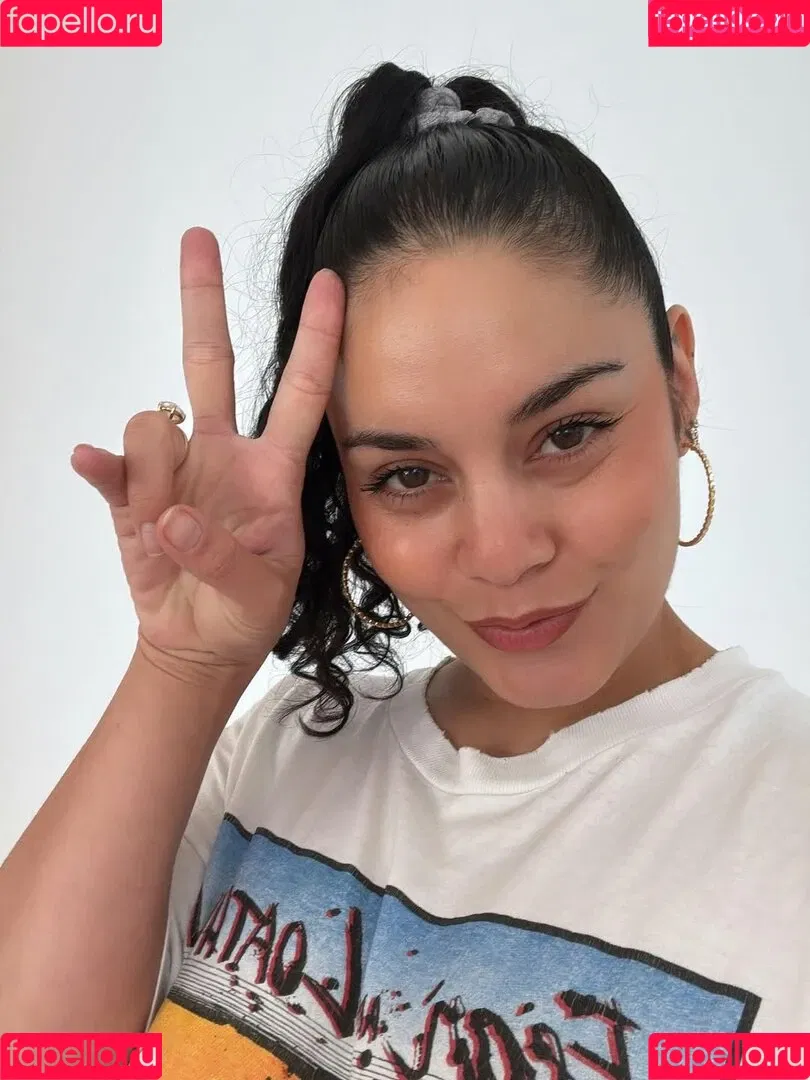 Vanessa Hudgens / VanessaHudgens Onlyfans Photo Gallery 
