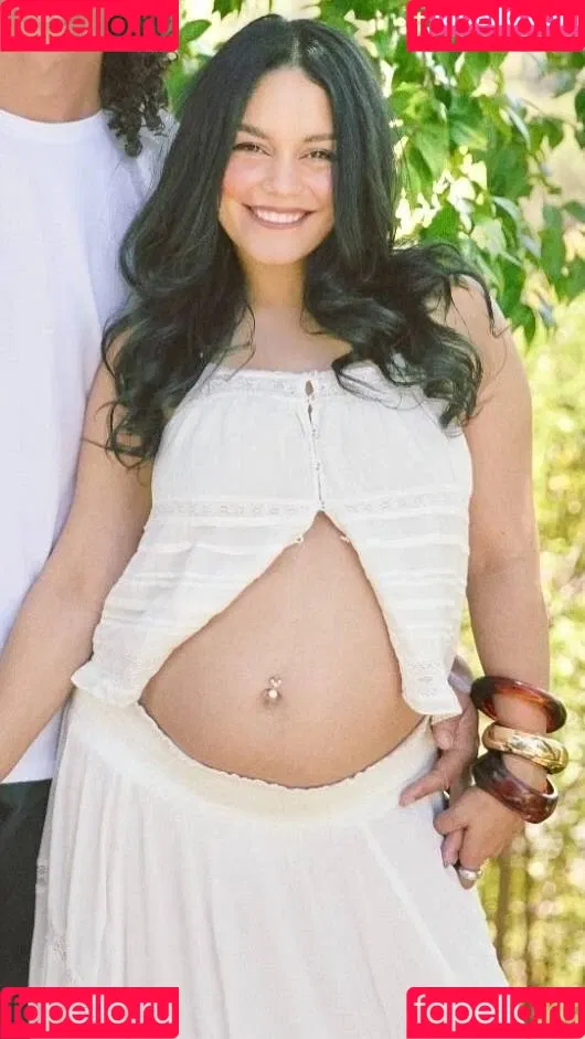 Vanessa Hudgens / VanessaHudgens Onlyfans Photo Gallery 